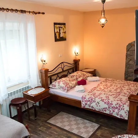 Nocleg ze śniadaniem Apartma In Sobe Pilih 3*