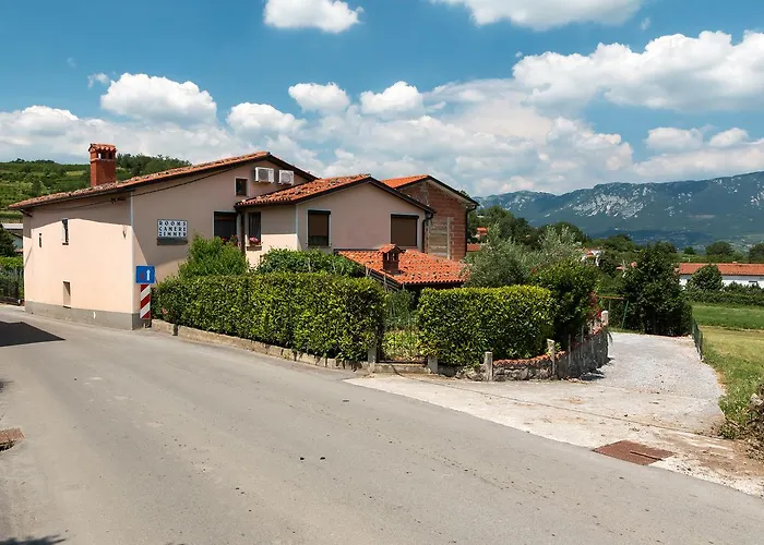 Apartma In Sobe Pilih Nočitev z zajtrkom